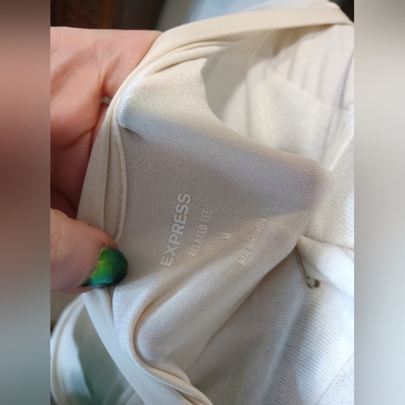 Express Relaxed Tee Neutral Bone Top Ruched Waistline sz M - Picture 5 of 6